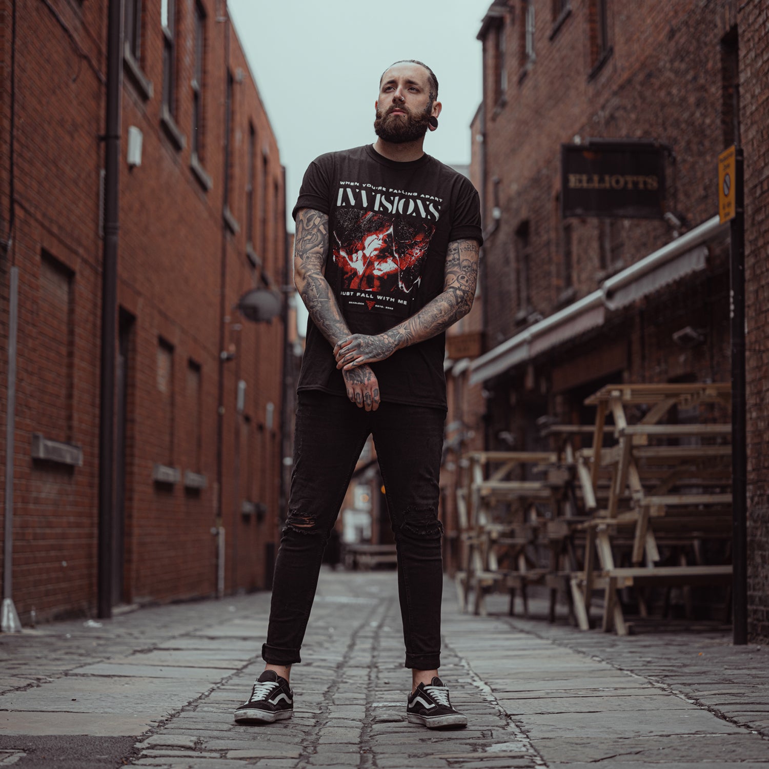 'Fall with Me' - T-Shirt